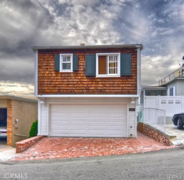 1061 Gaviota Drive
