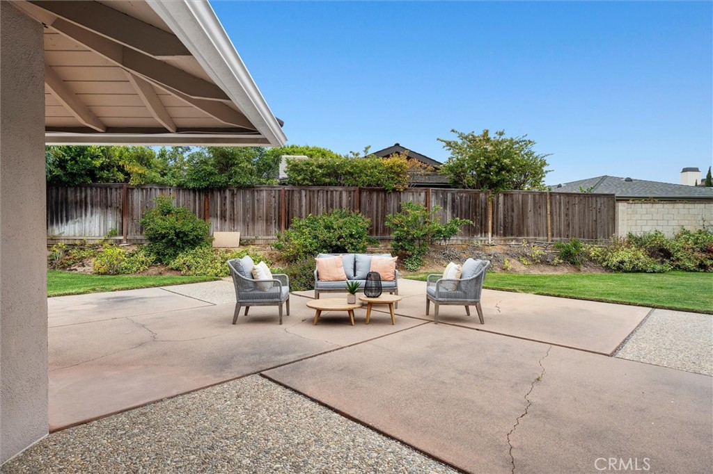 1812 Tradewinds Lane