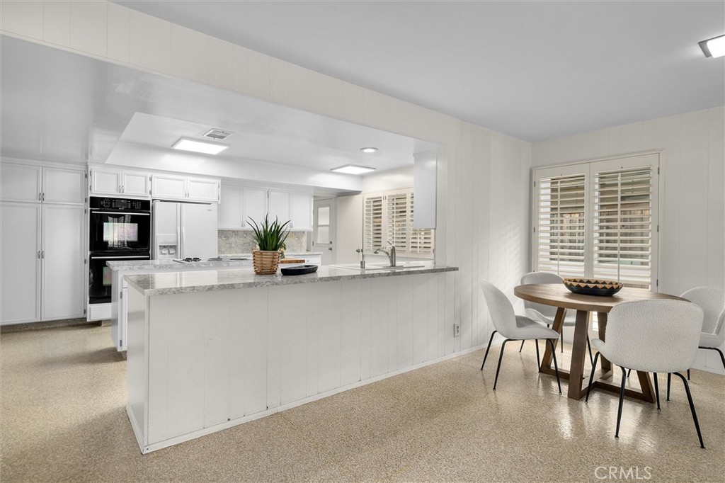 1812 Tradewinds Lane