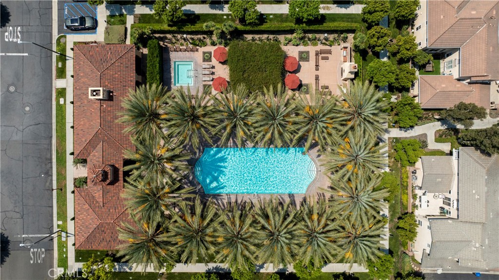 11 Flora Springs