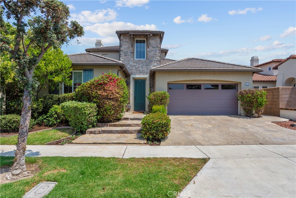 11 Flora Springs
