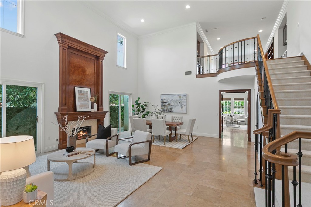 11 Flora Springs