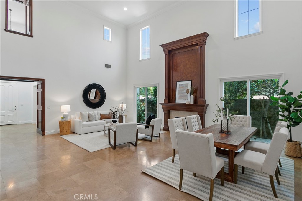 11 Flora Springs