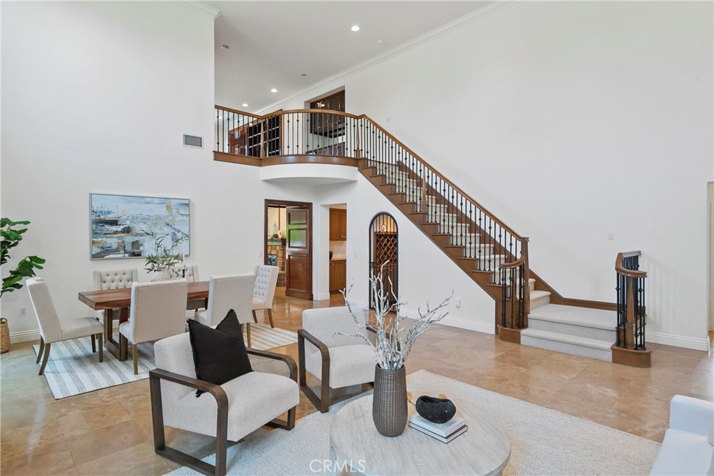 11 Flora Springs