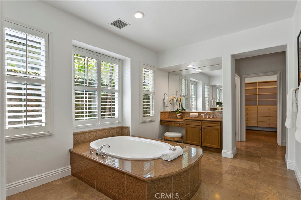 11 Flora Springs