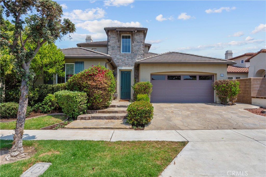 11 Flora Springs