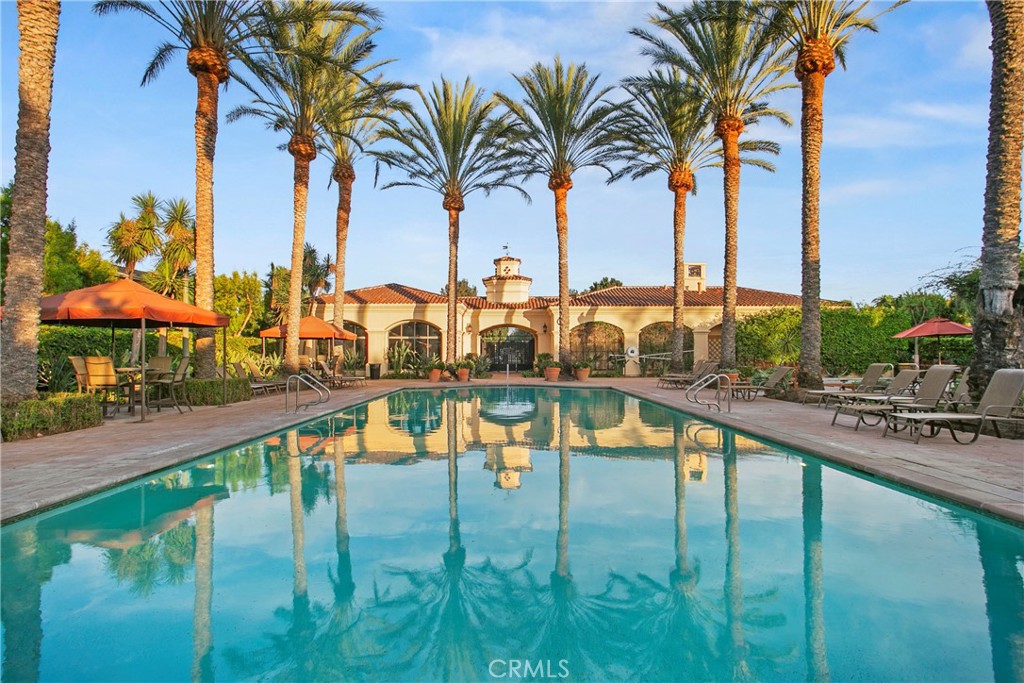 11 Flora Springs
