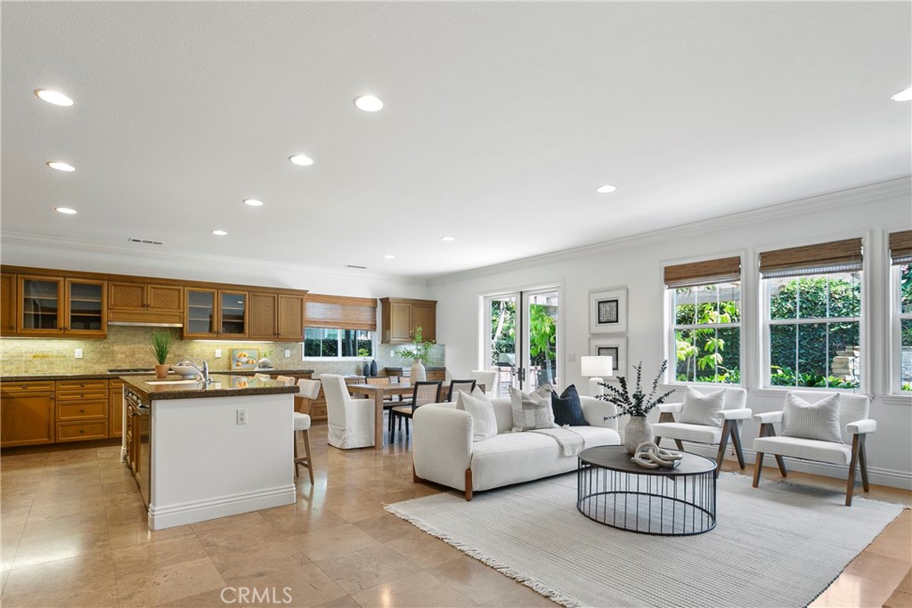 11 Flora Springs