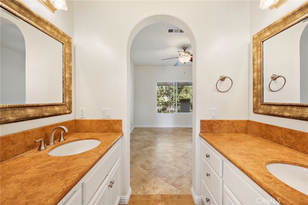 12949 Ternberry Court