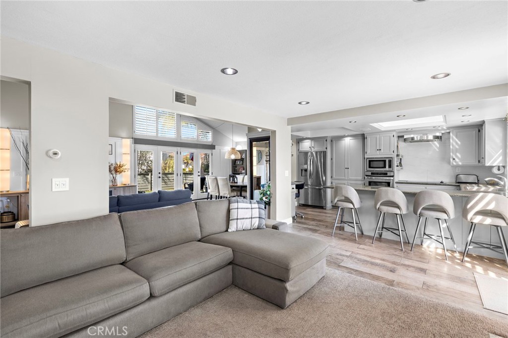 9862 Kings Canyon Drive