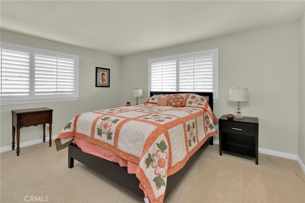 1625 Salmon River