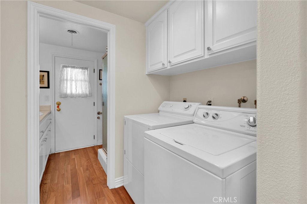 1625 Salmon River