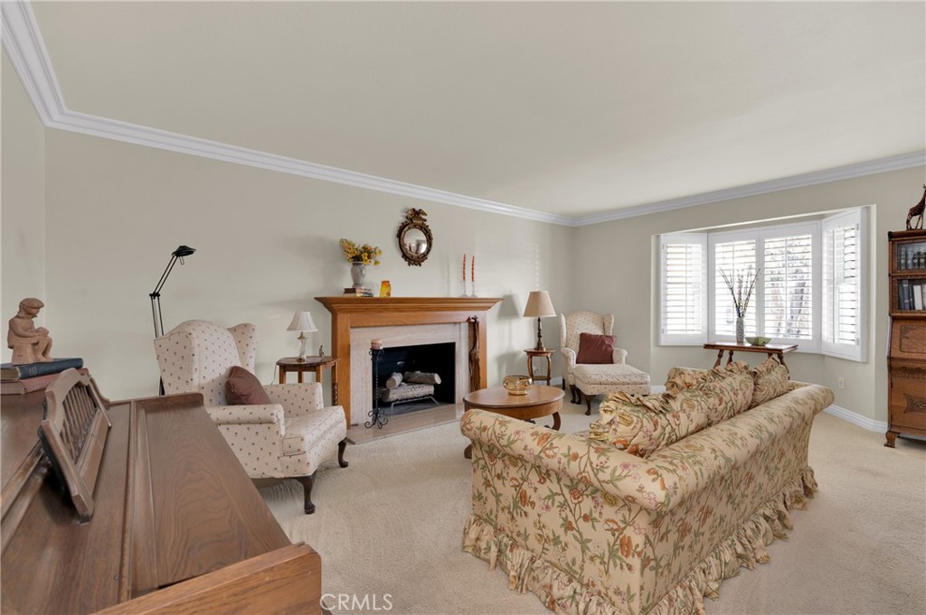 1625 Salmon River