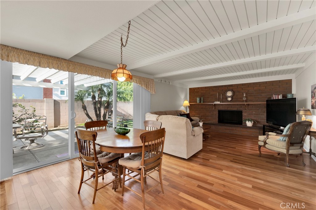 1625 Salmon River