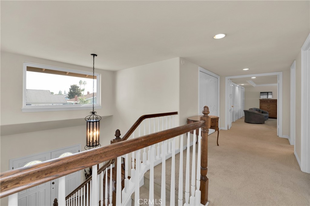 1625 Salmon River