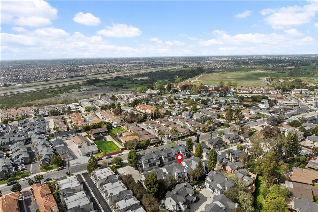 2200 Canyon Drive 8