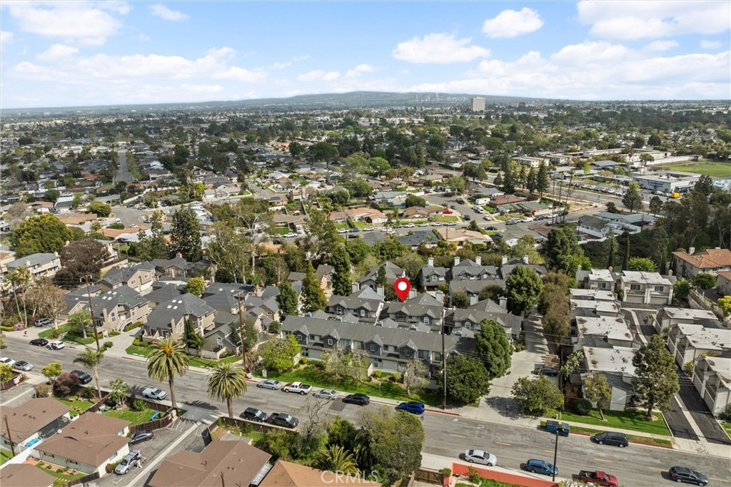 2200 Canyon Drive 8