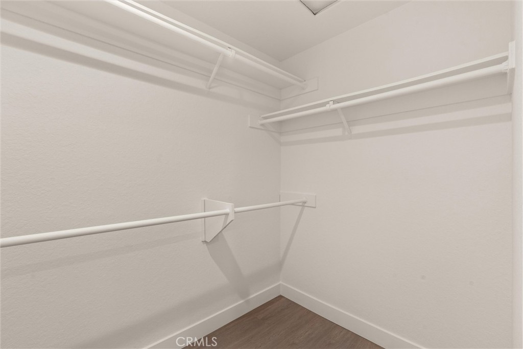 2200 Canyon Drive 8
