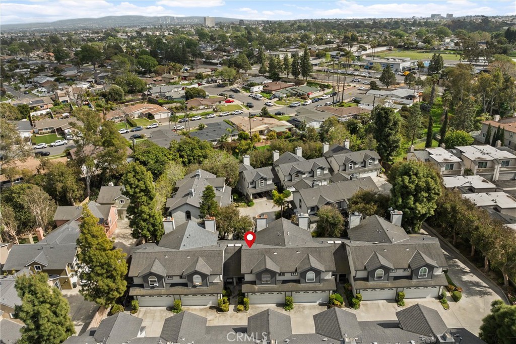 2200 Canyon Drive 8