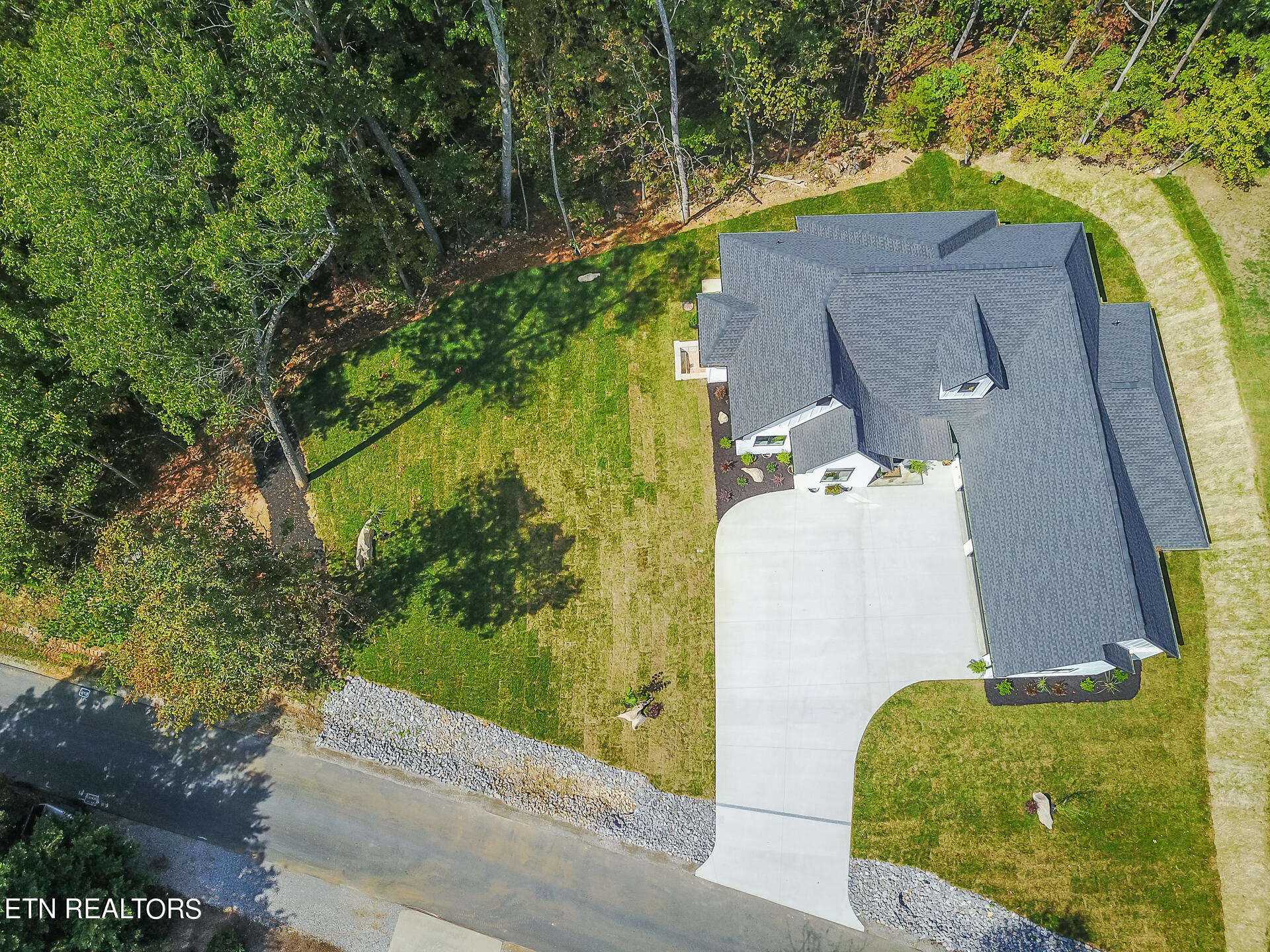 182 Oostanali Way