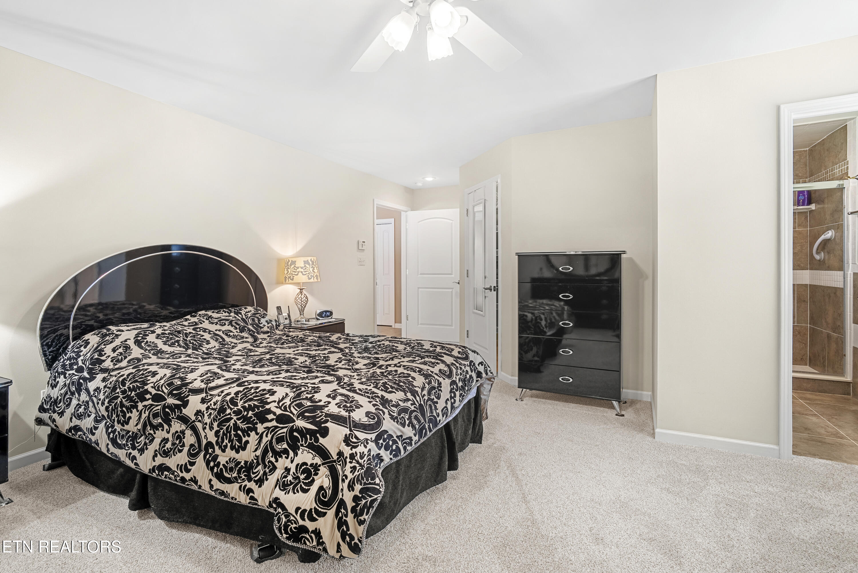 124 Pocola Way