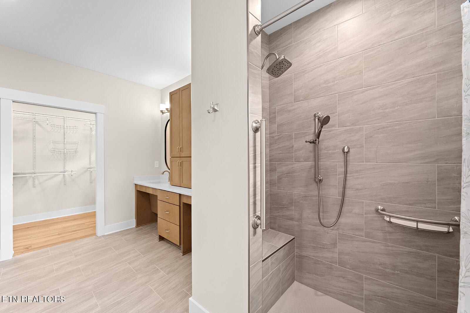 216 Tecumseh Way