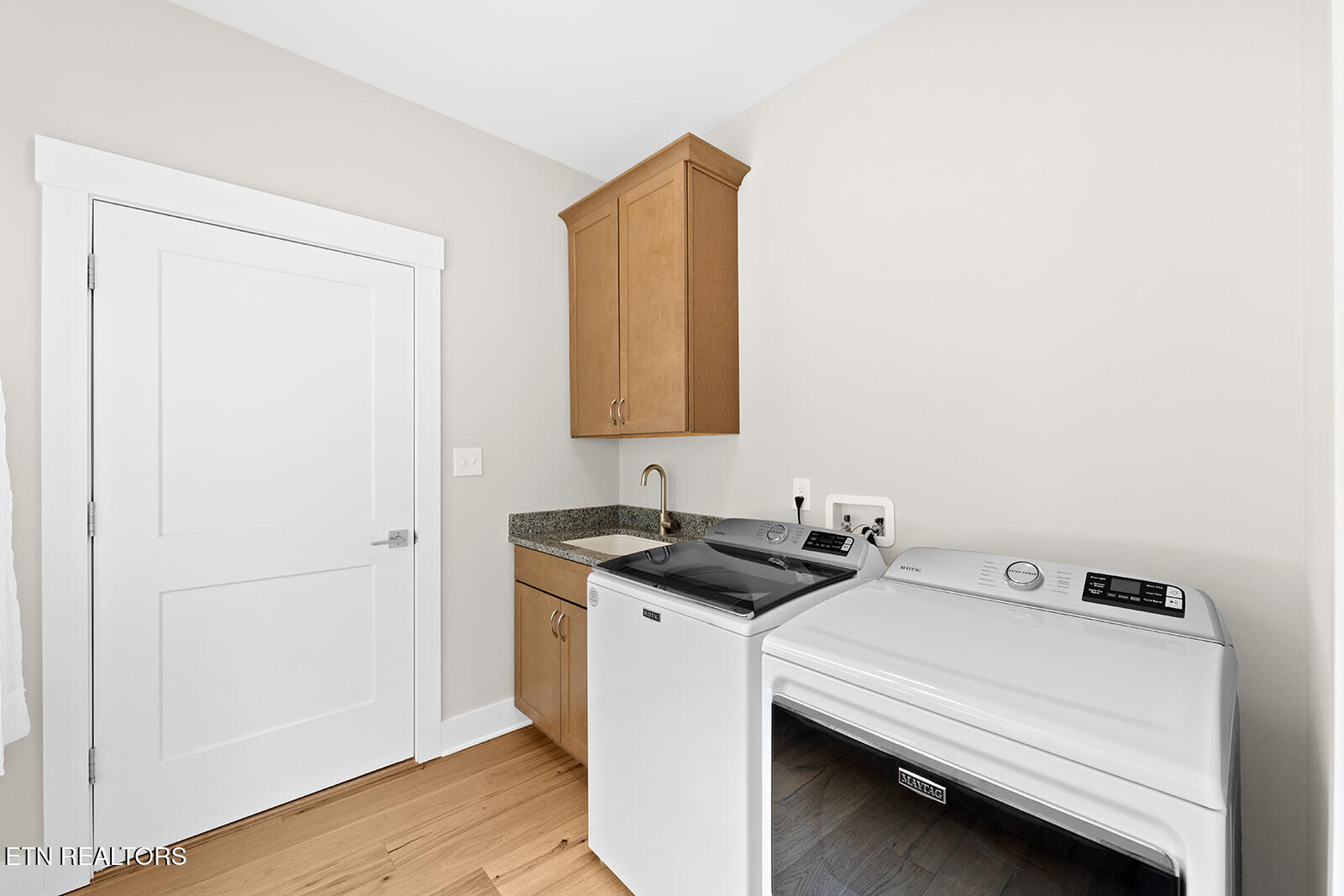 216 Tecumseh Way