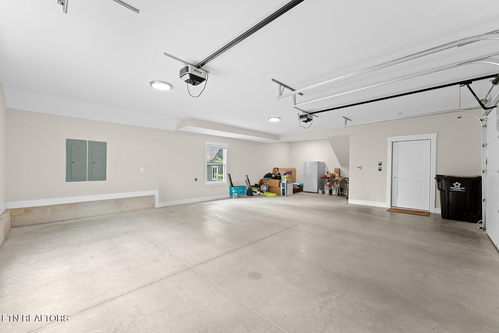 216 Tecumseh Way