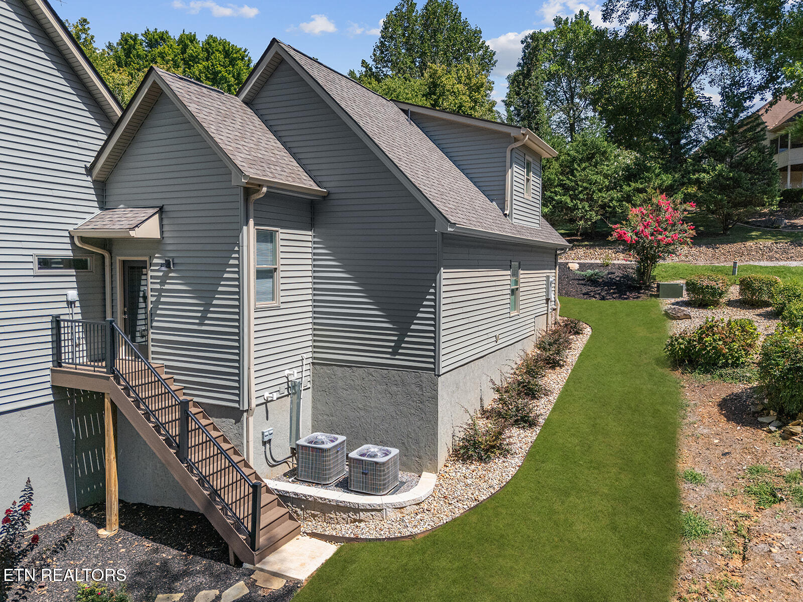 216 Tecumseh Way