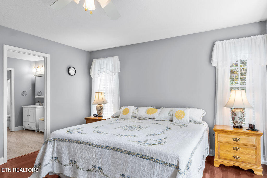 176 Amohi Way