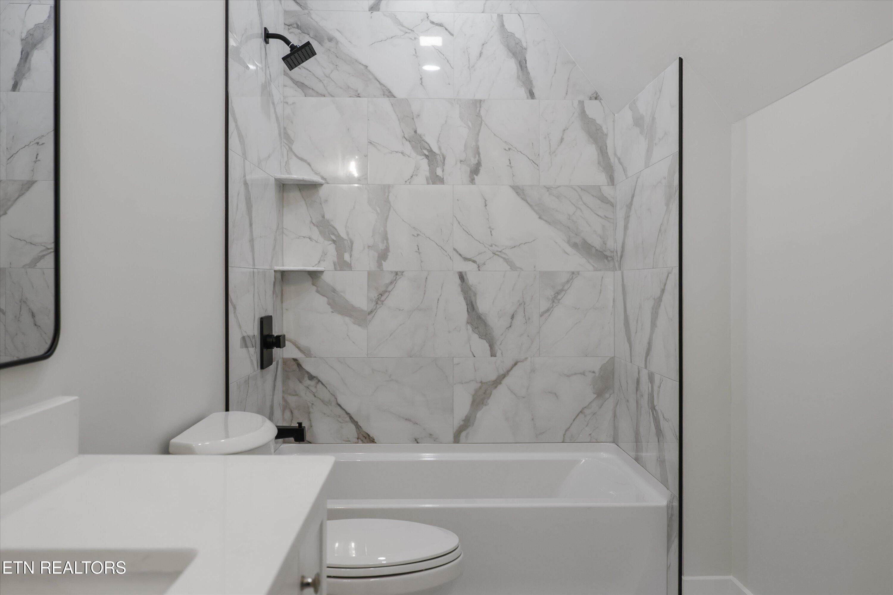 400 Elohi Place