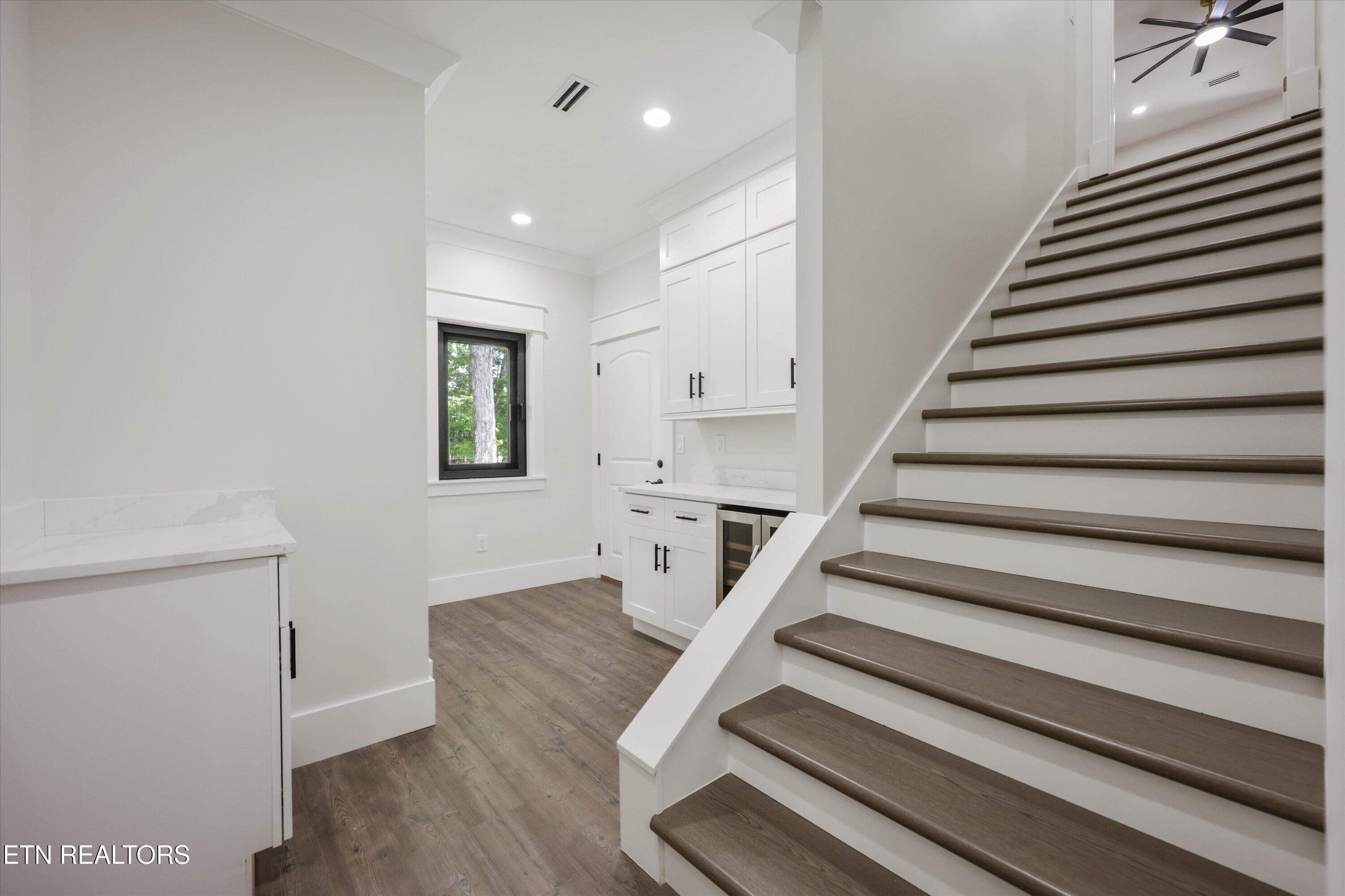 400 Elohi Place