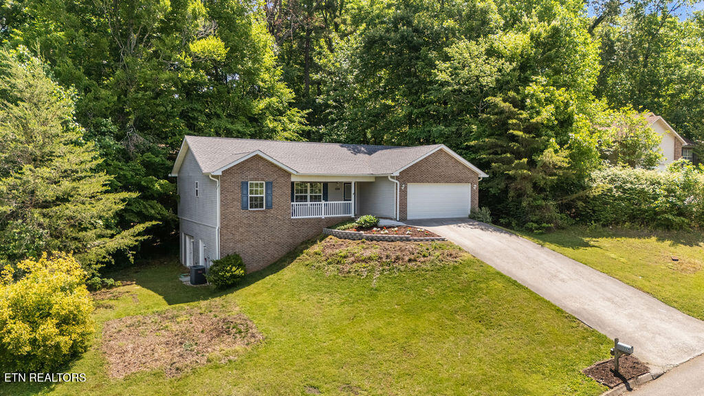 624 Liverpool Lane