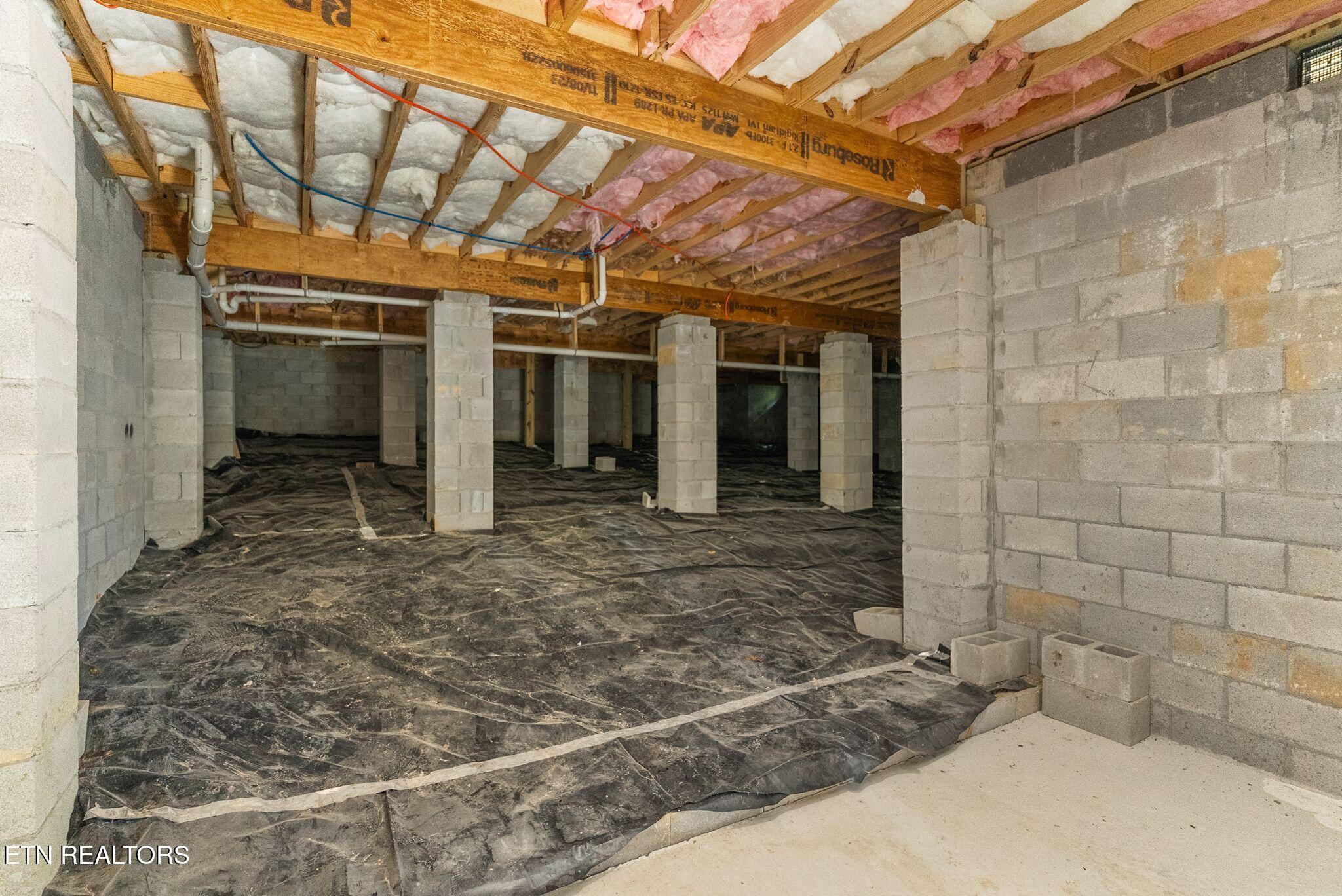 108 Oostagala Drive