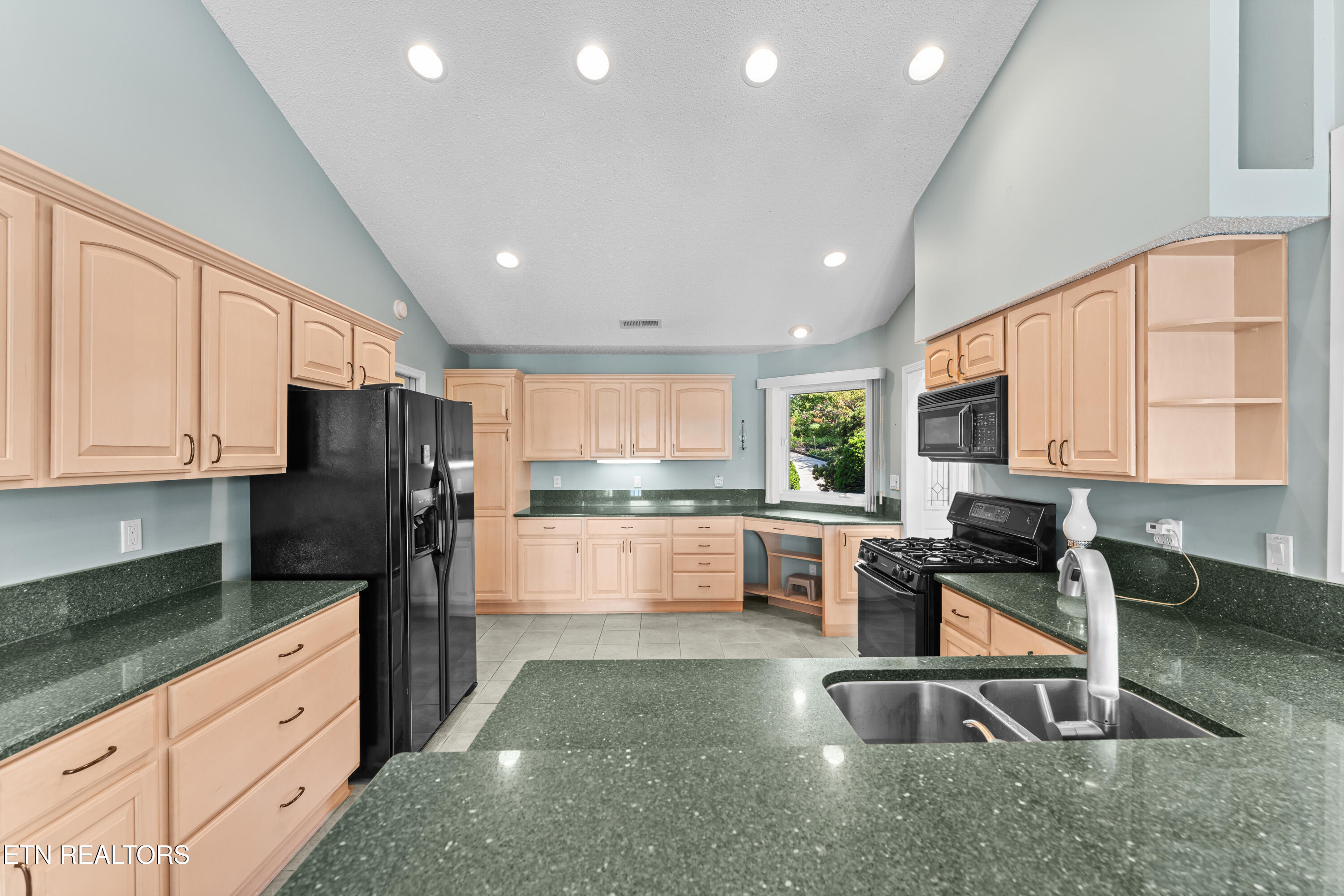 301 Kiyuga Way