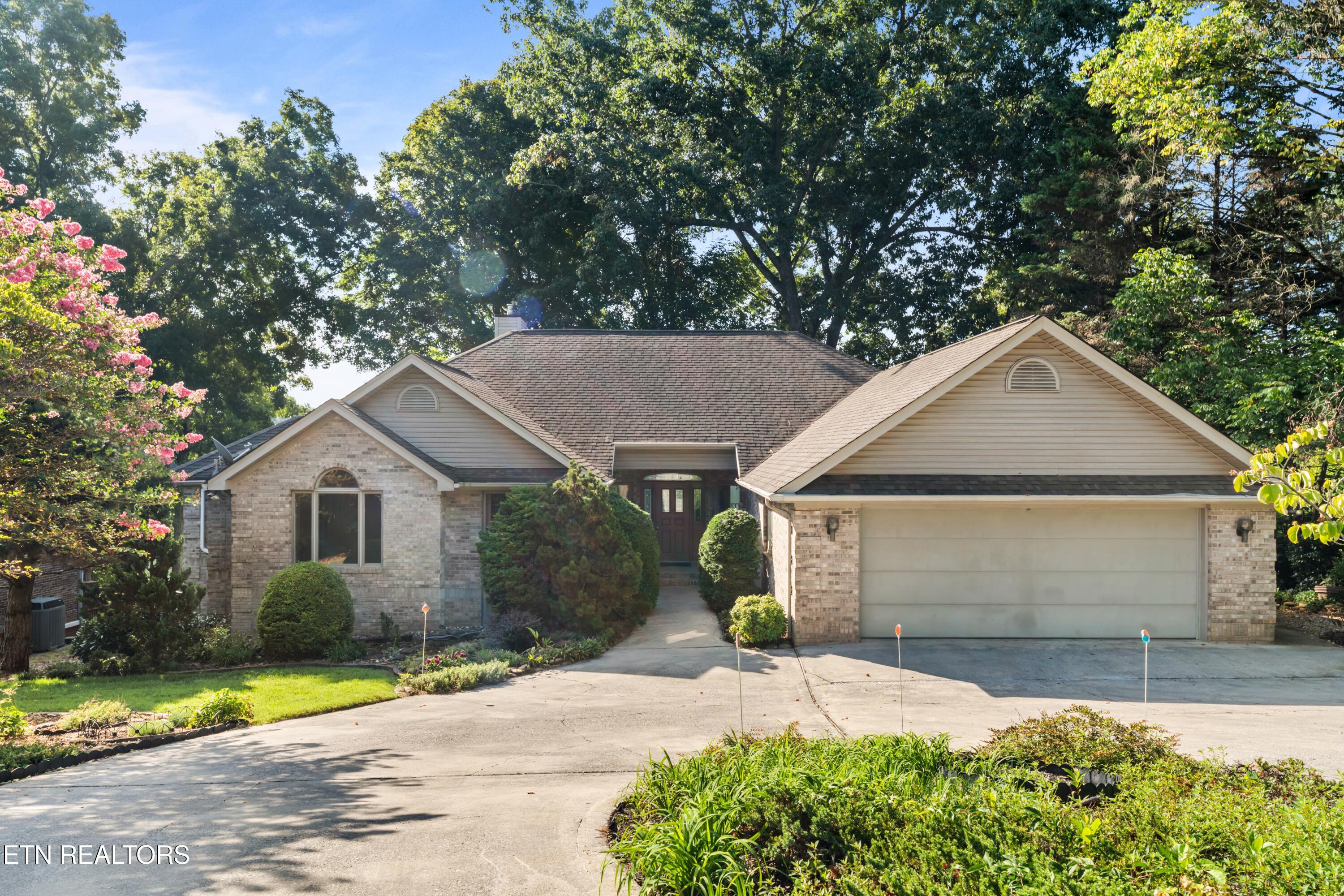 301 Kiyuga Way