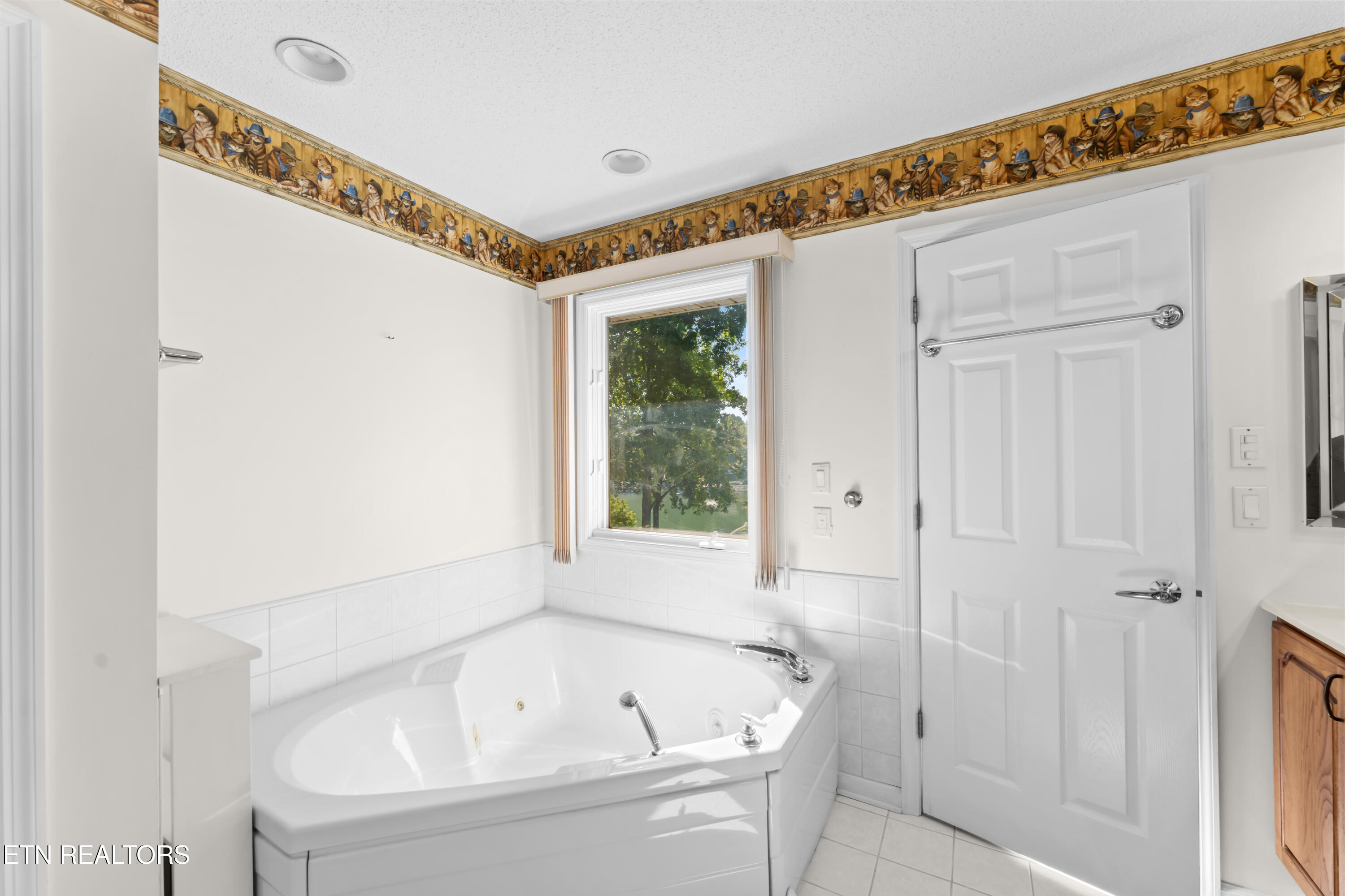 301 Kiyuga Way