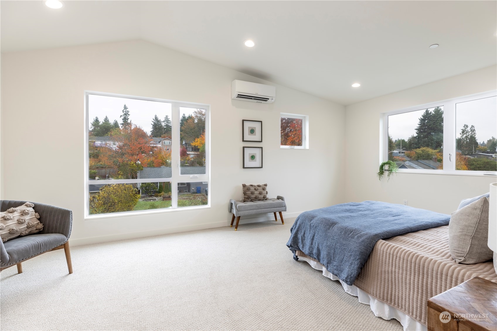 9223 A 25th Avenue SW