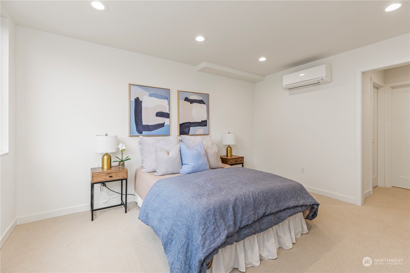 9221 A 25th Avenue SW