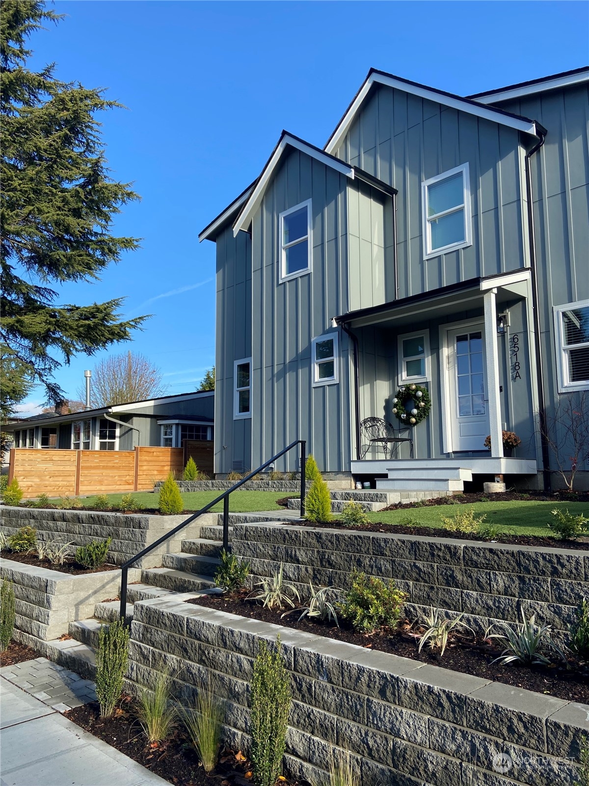 6518 B 40th Avenue SW