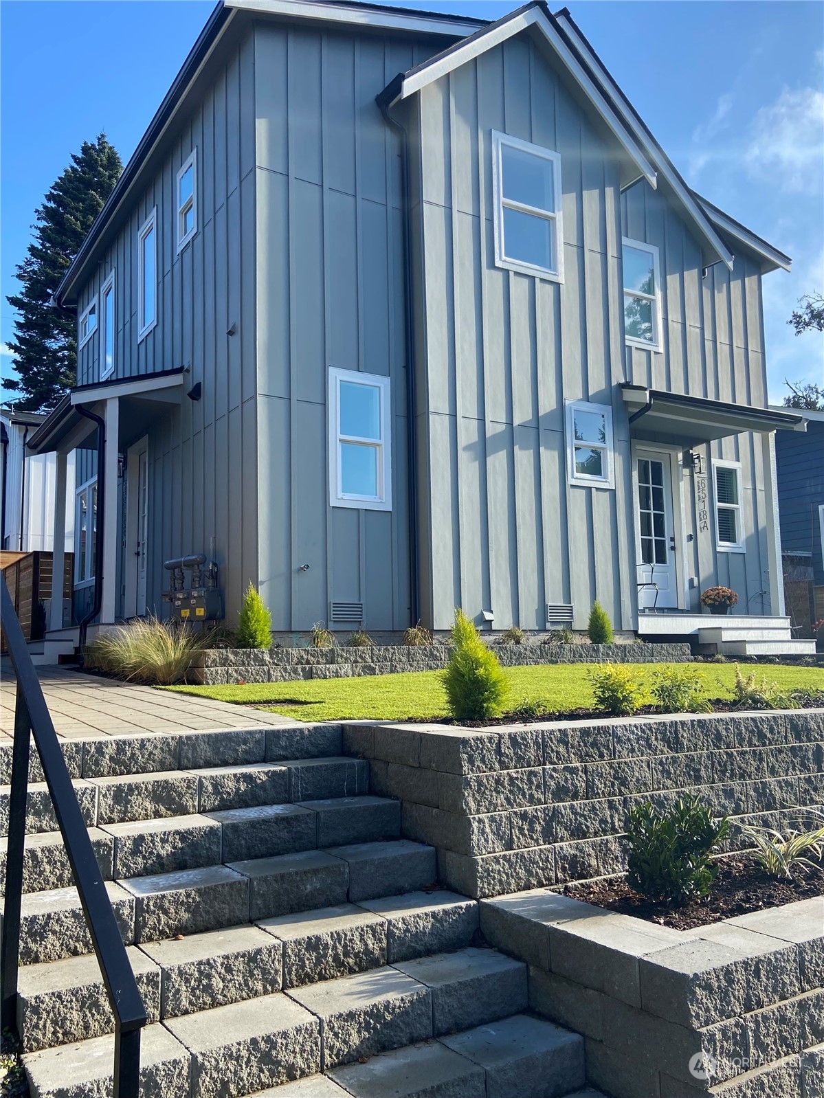 6518 B 40th Avenue SW