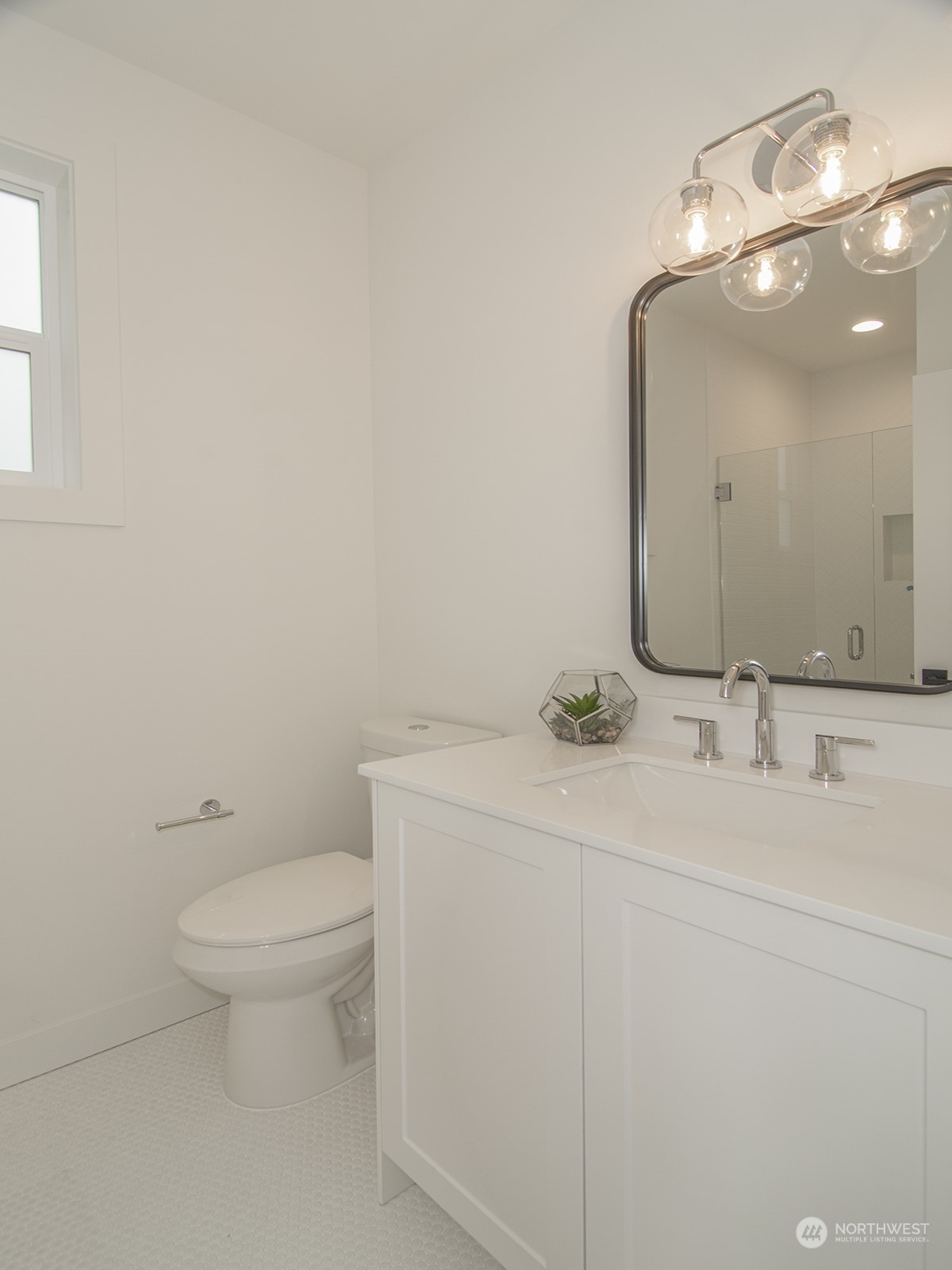 6518 B 40th Avenue SW