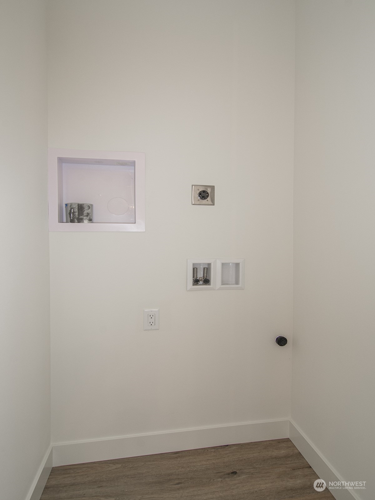 6518 B 40th Avenue SW