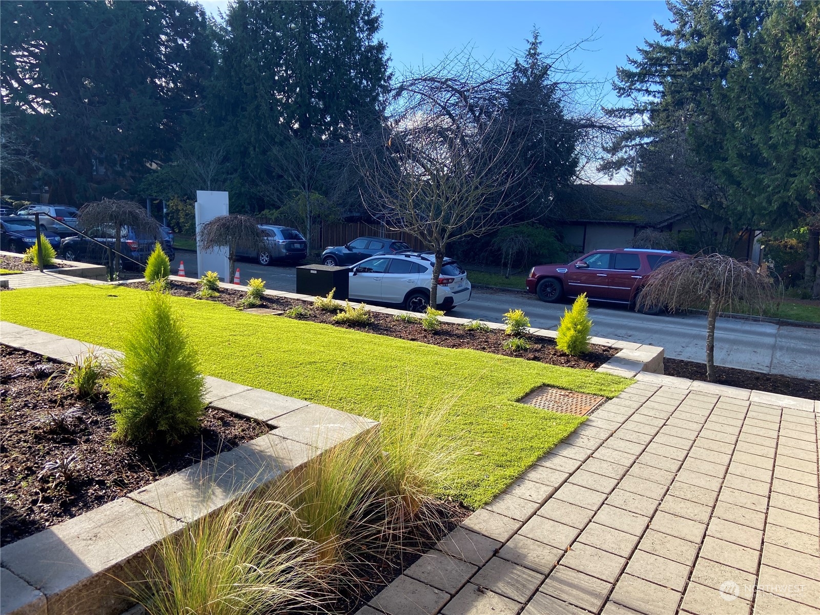 6518 B 40th Avenue SW