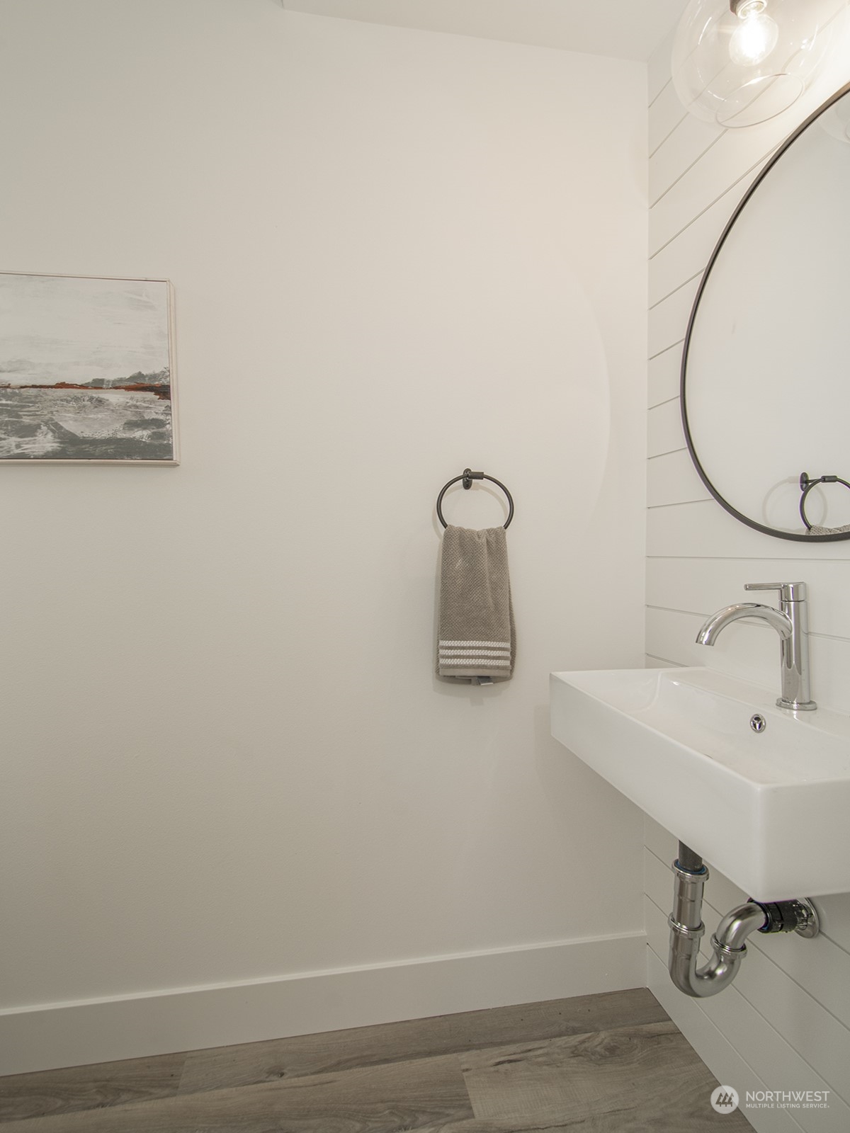 5934 A 44th Avenue SW