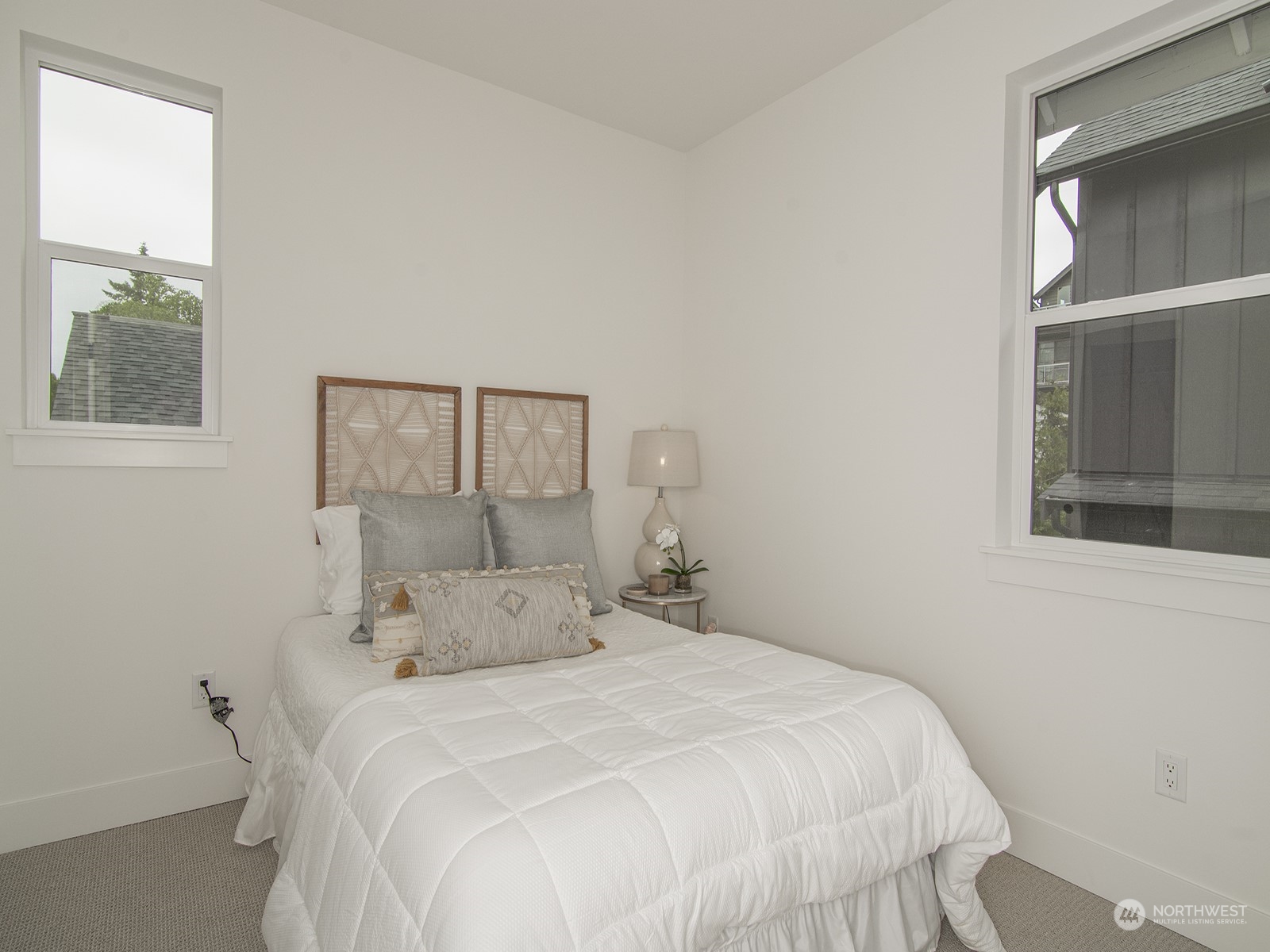 5934 A 44th Avenue SW