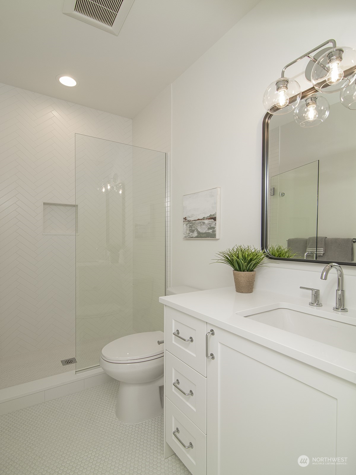 4404 37th Avenue SW Unit: B