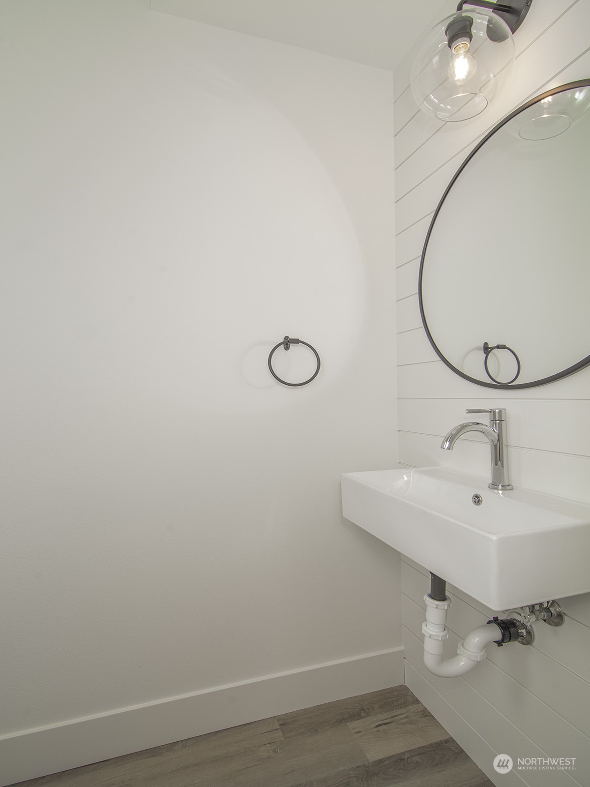 4404 37th Avenue SW Unit: B