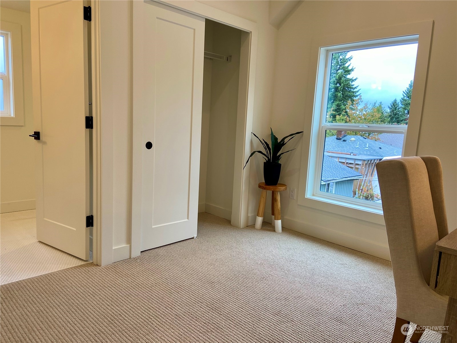 6516 C 40th Avenue SW