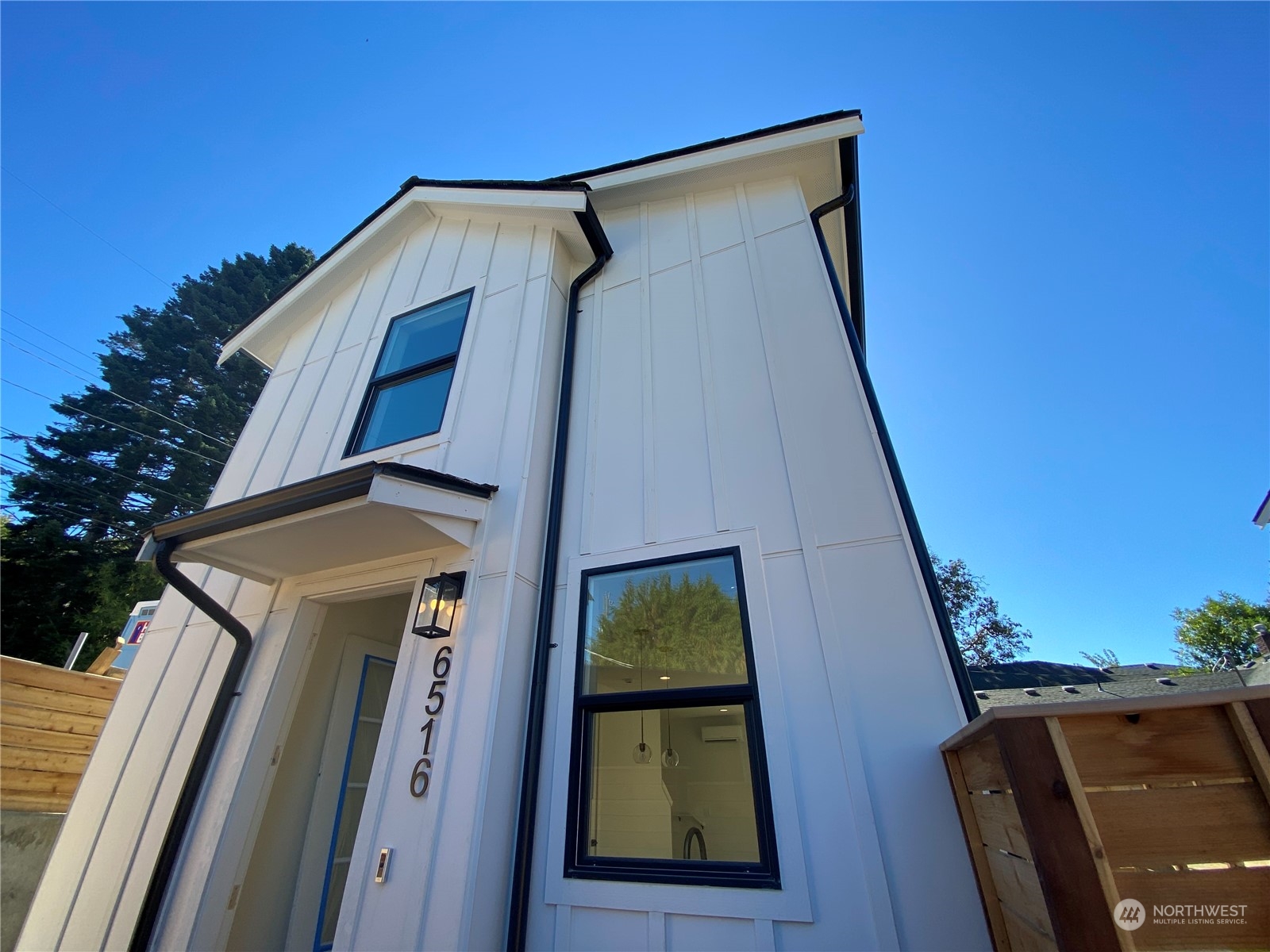 6516 C 40th Avenue SW